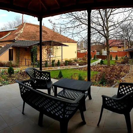Slovac House With A Garden And Fireplace Kischinau